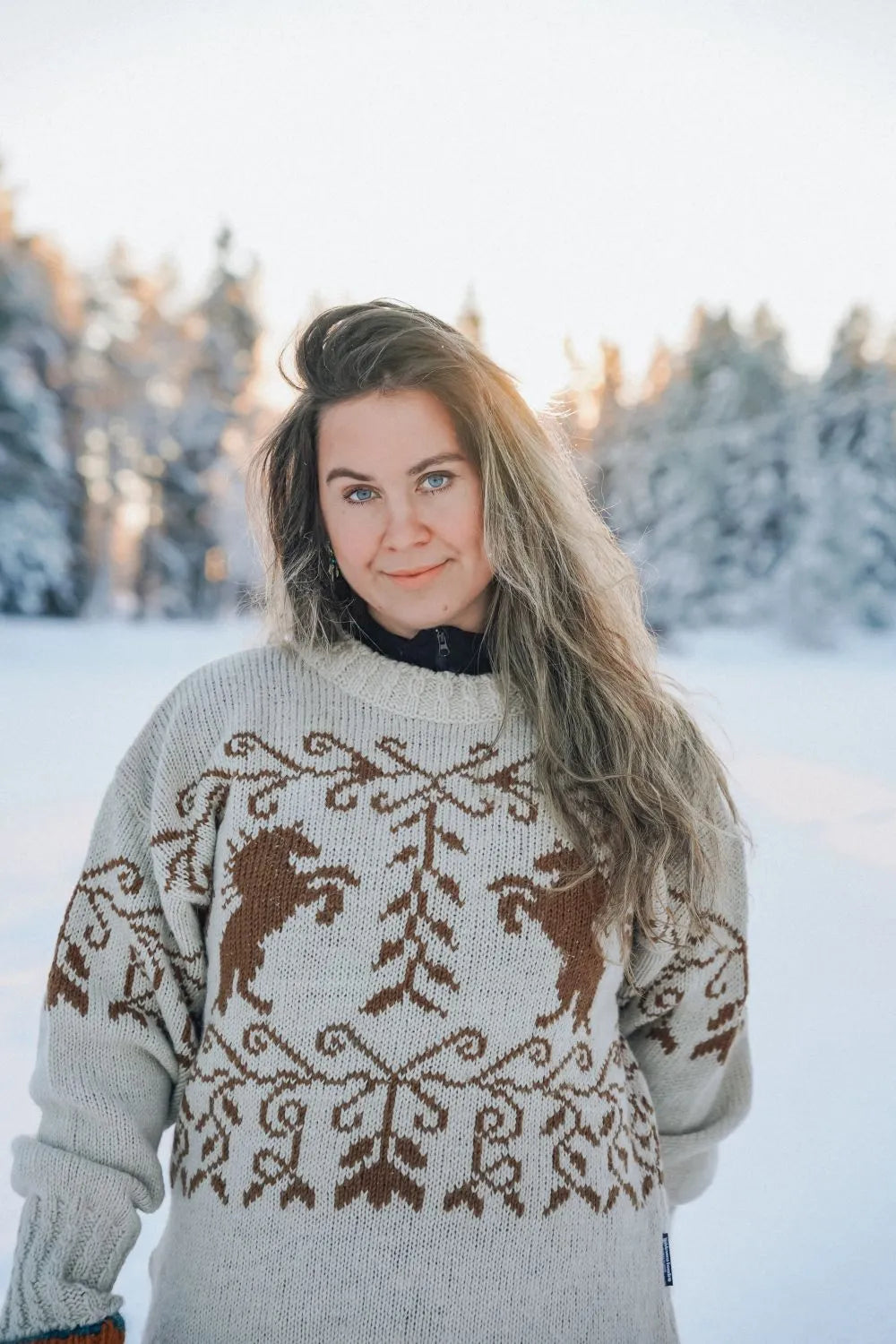 LinkaWear Shadowfax Iona beige 3 fra Villmarksgensere av Linka Neumann