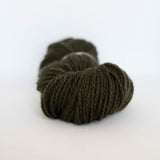 Vidde lamb wool yarn Hillesvåg (Dark Olive Green 69304)