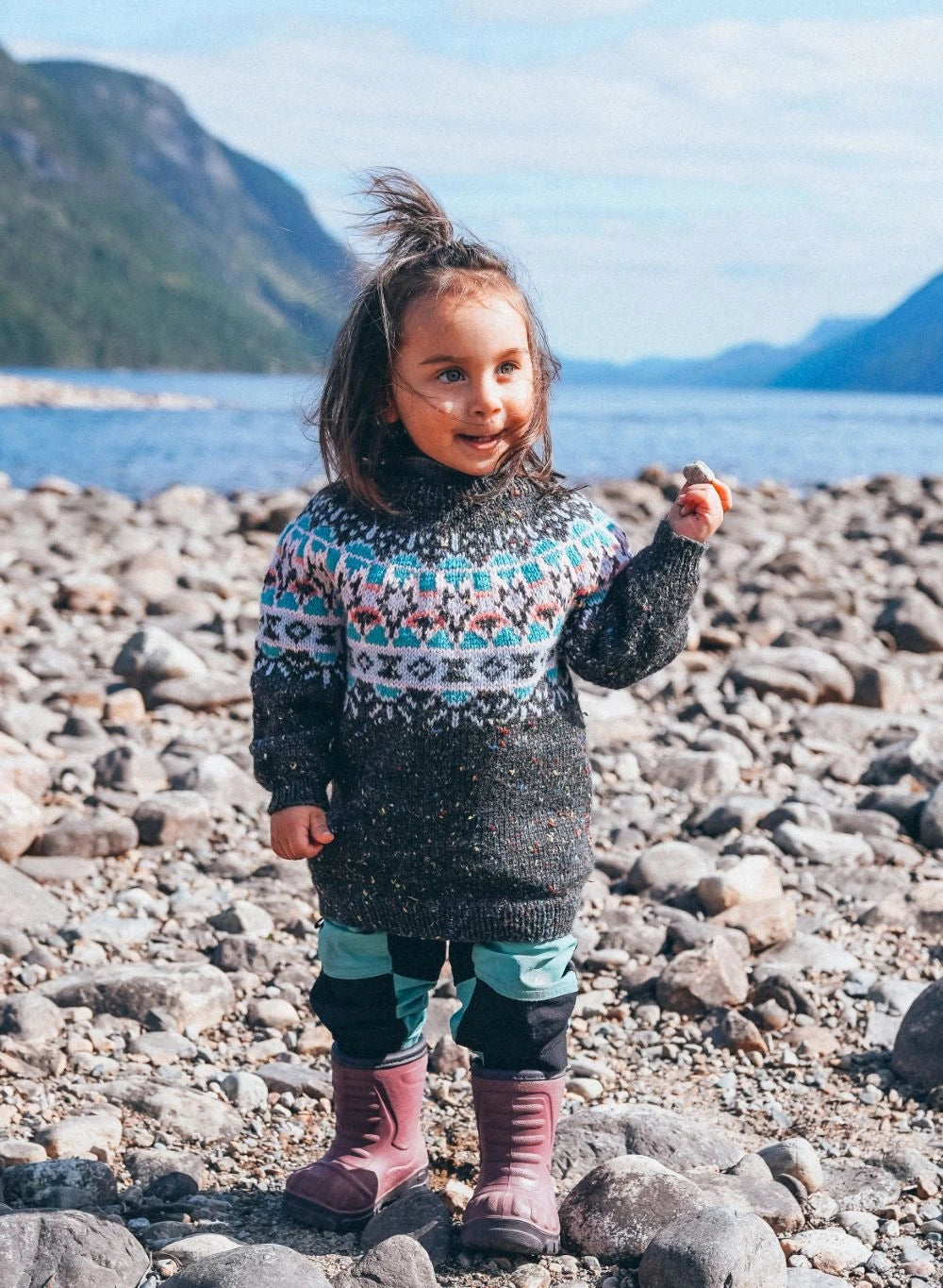 Arctic Summer Children (digital knitting pattern)