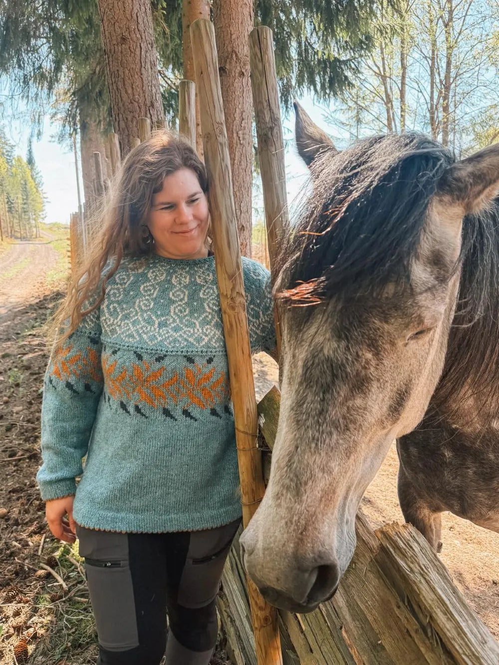 Eryngenser blå og lys oransje fra Vårkolleksjonen Villmarksgensere av Linka Neumann