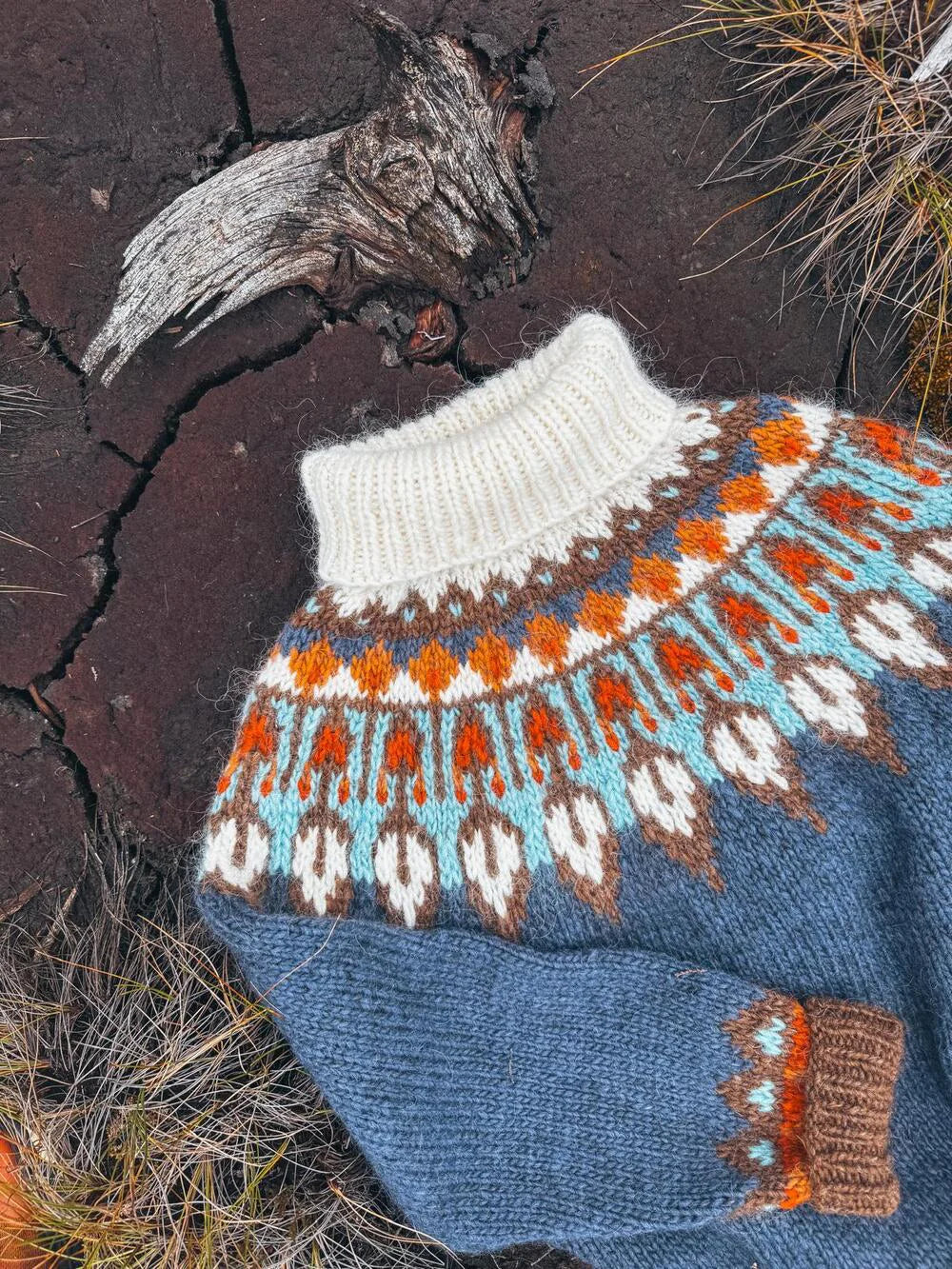Little Peacock Polar (digital pattern)