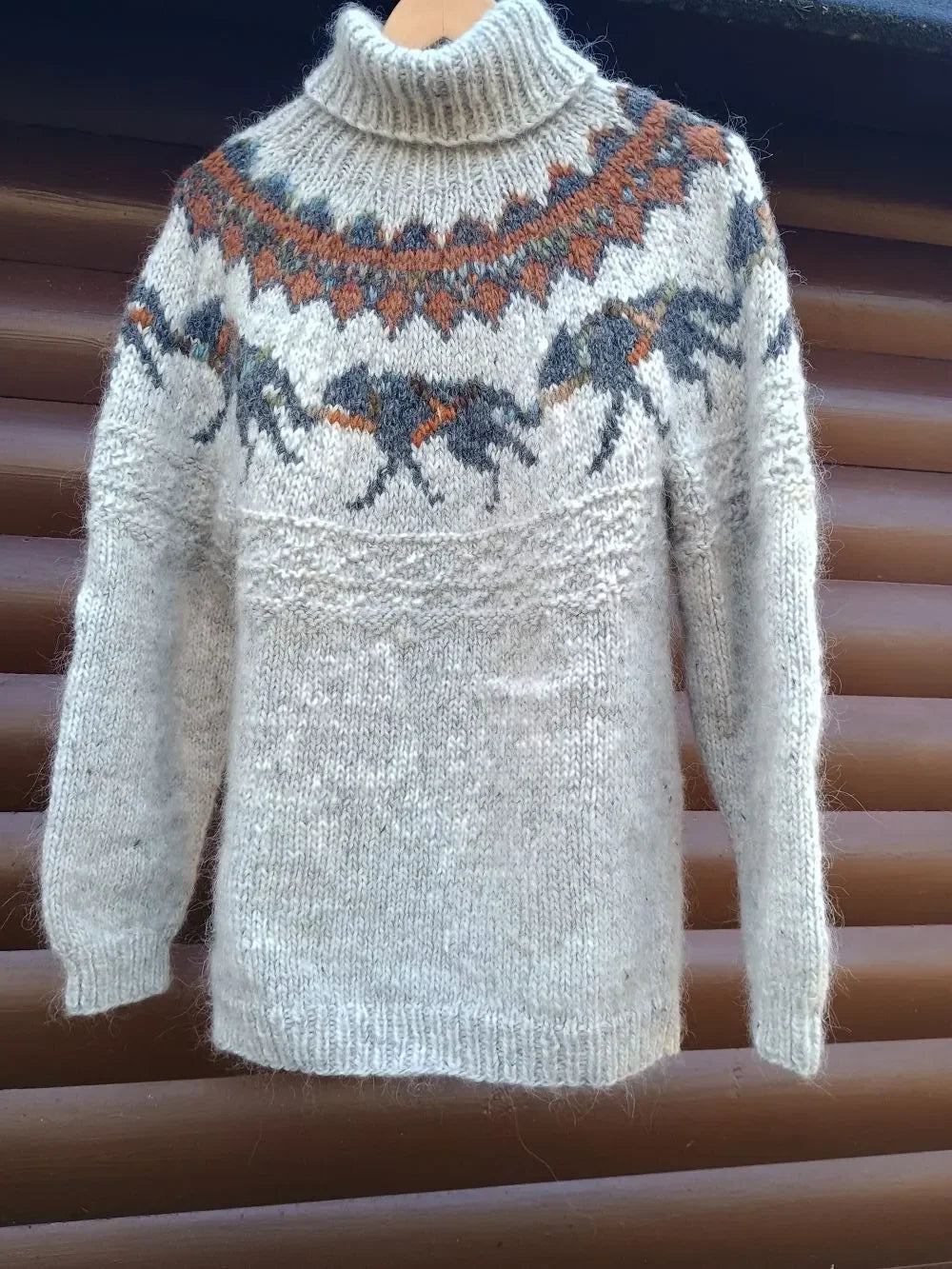 One week sleddog light ash heather og amber heather fra Villmarksgensere av Linka Neumann