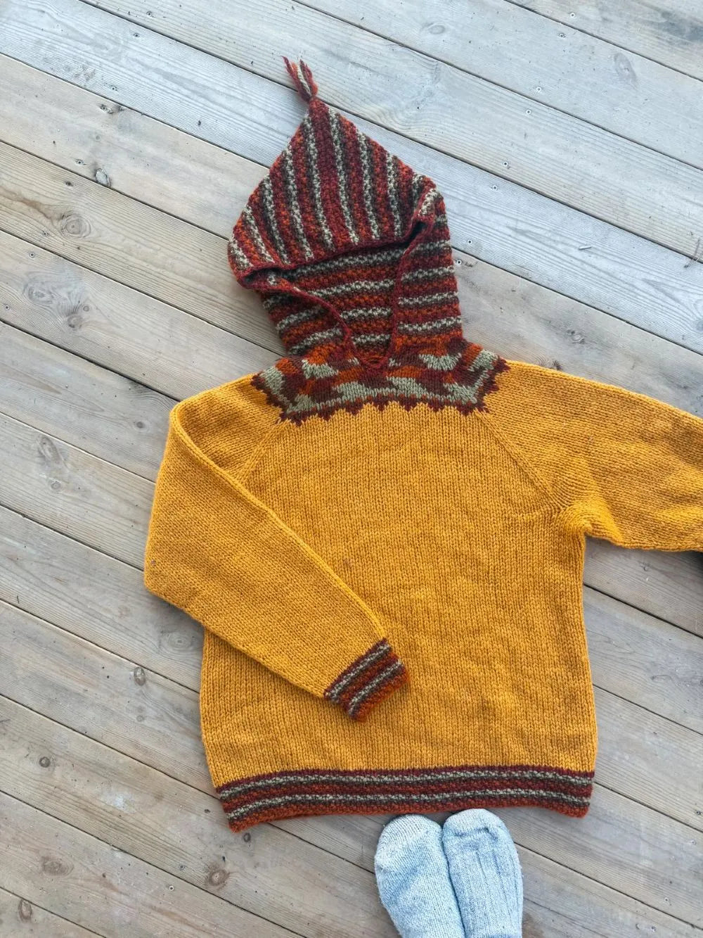 Harila base camp sweater mustard yellow