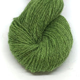 Varde Pelt Wool Yarn Hillesvåg (Grass green 662134)