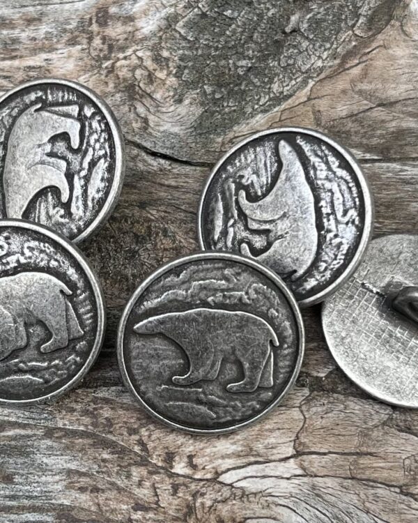 Tinnknapper Isbjørn