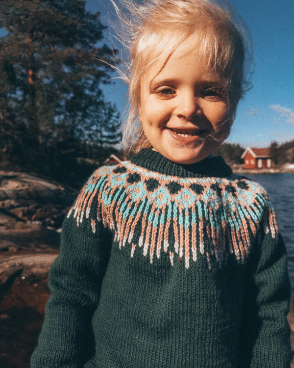 Hopi child petrol and pink