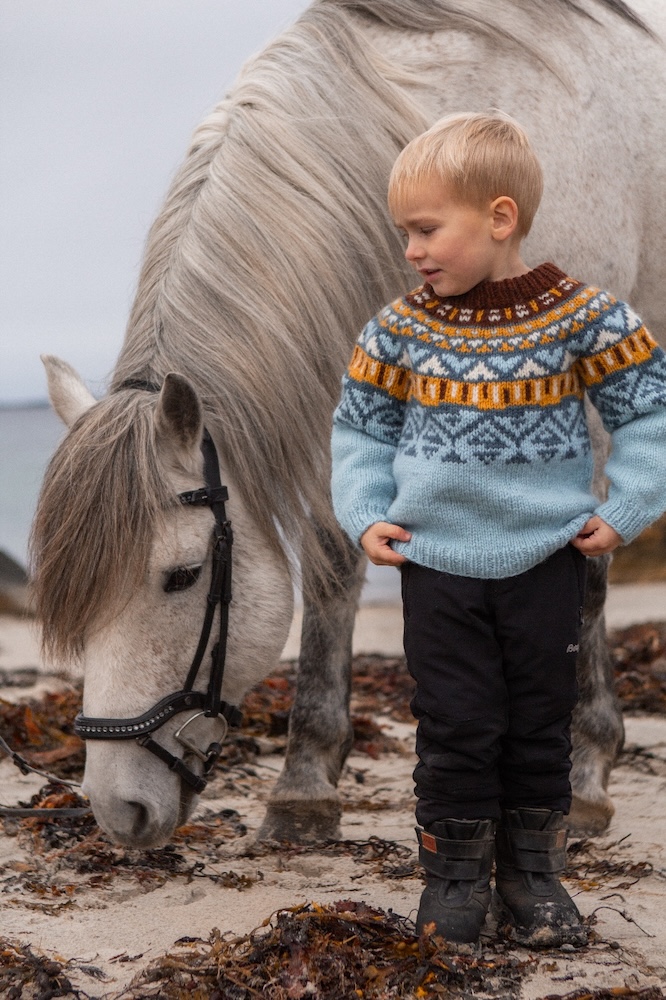 Okapi Jeans Kinder Hellblau und Jeansblau