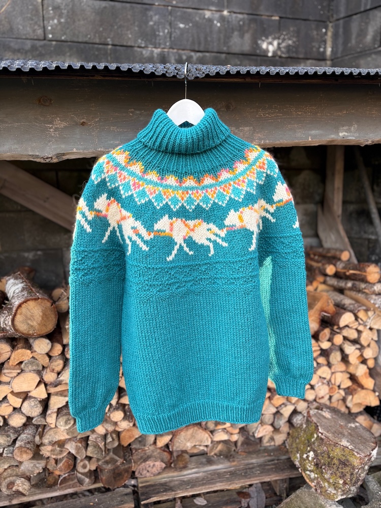 One week sleddog sweater sjøgrønn og gelato