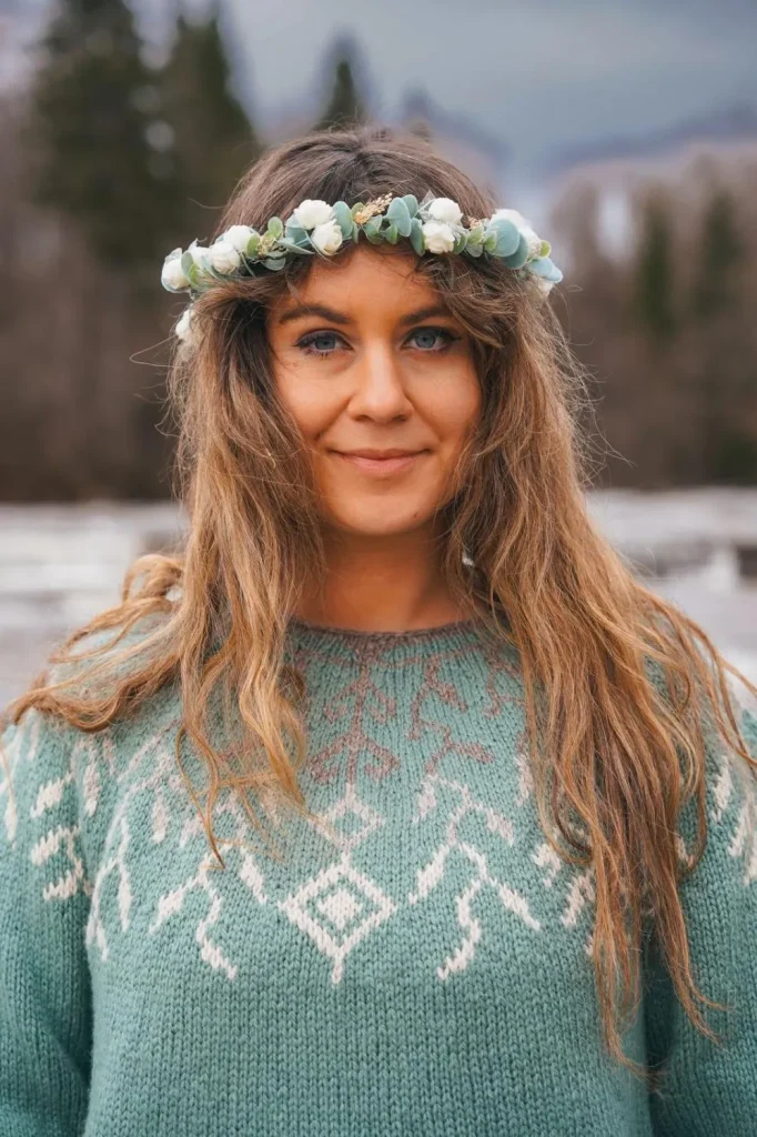 Harpa støvet grønn fra Vårkolleksjonen 2026 Villmarksgensere av Linka Neumann