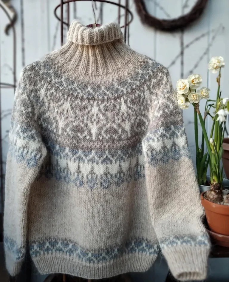 Alasuq Polar ecru heather and blue denim wilderness sweater by Linka Neumann