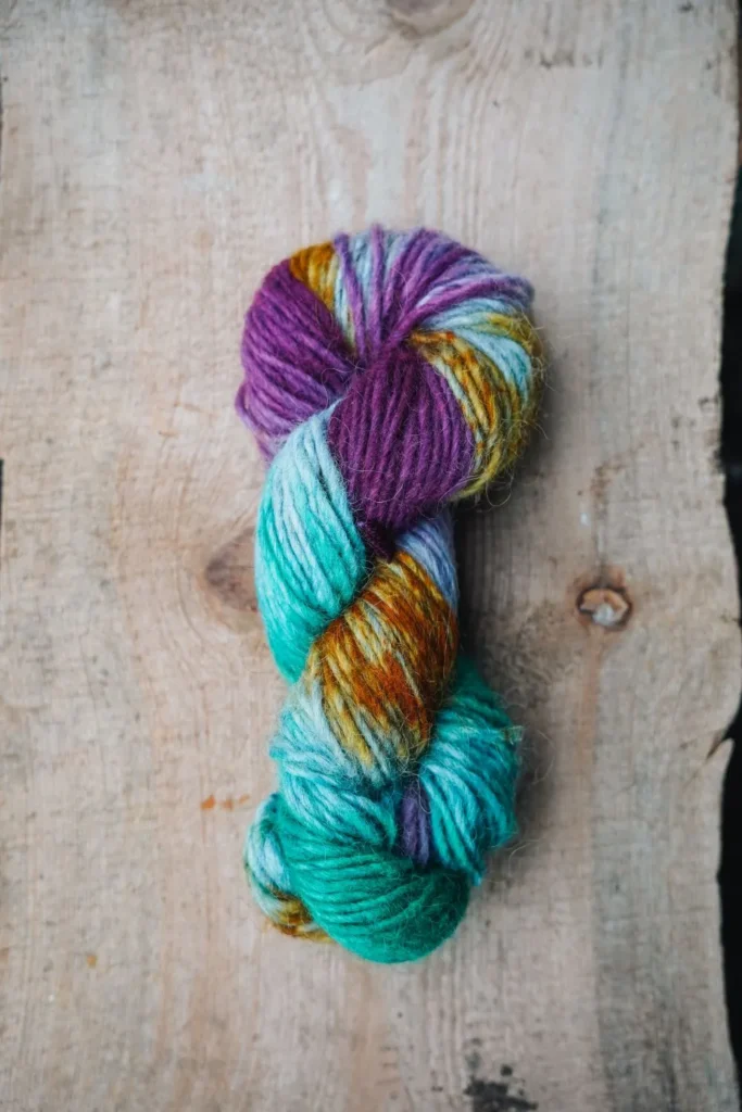 Håndfarget alafosslopi trollstigen