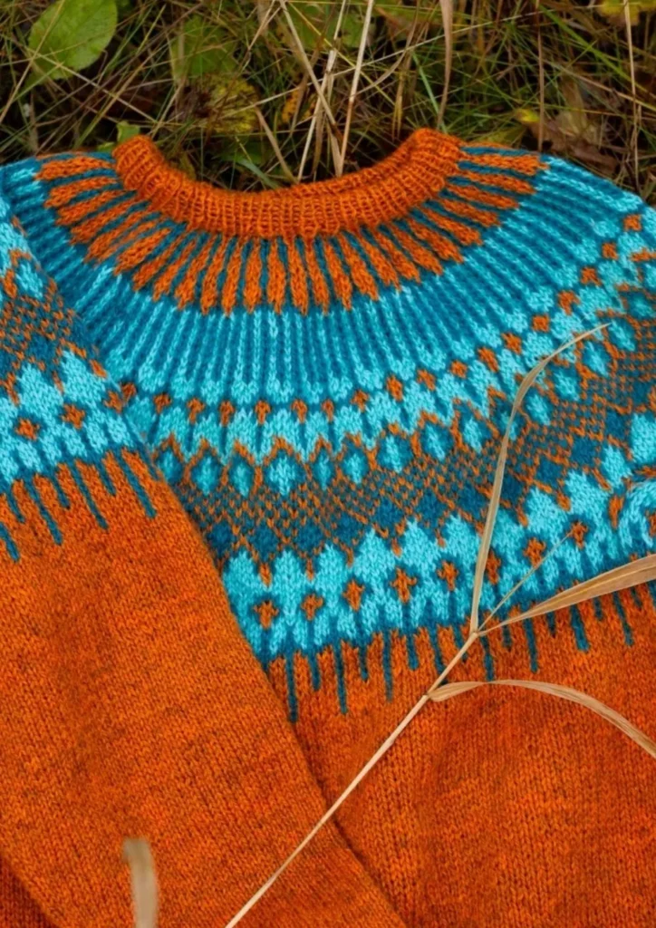 Føyka mid-season oransje fra Villmarksgensere av Linka Neumann