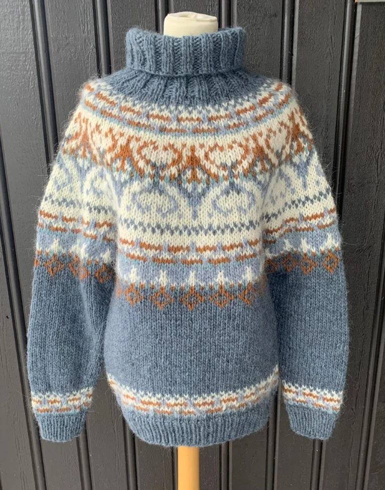 Alasuq polar light indigo and amber heather from Wilderness Sweaters by Linka Neumann