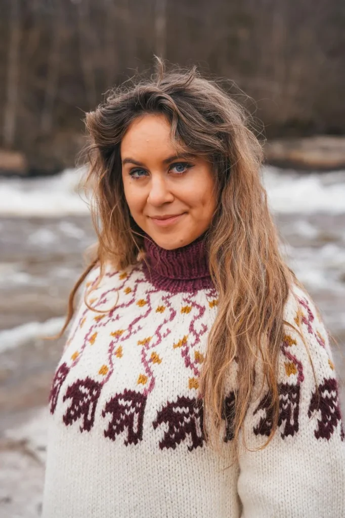 Alva hvit fra Vårkolleksjonen 2026 Villmarksgensere av Linka Neumann