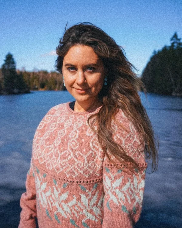 Eryngenser pudderrosa fra Vårkolleksjonen Villmarksgensere av Linka Neumann