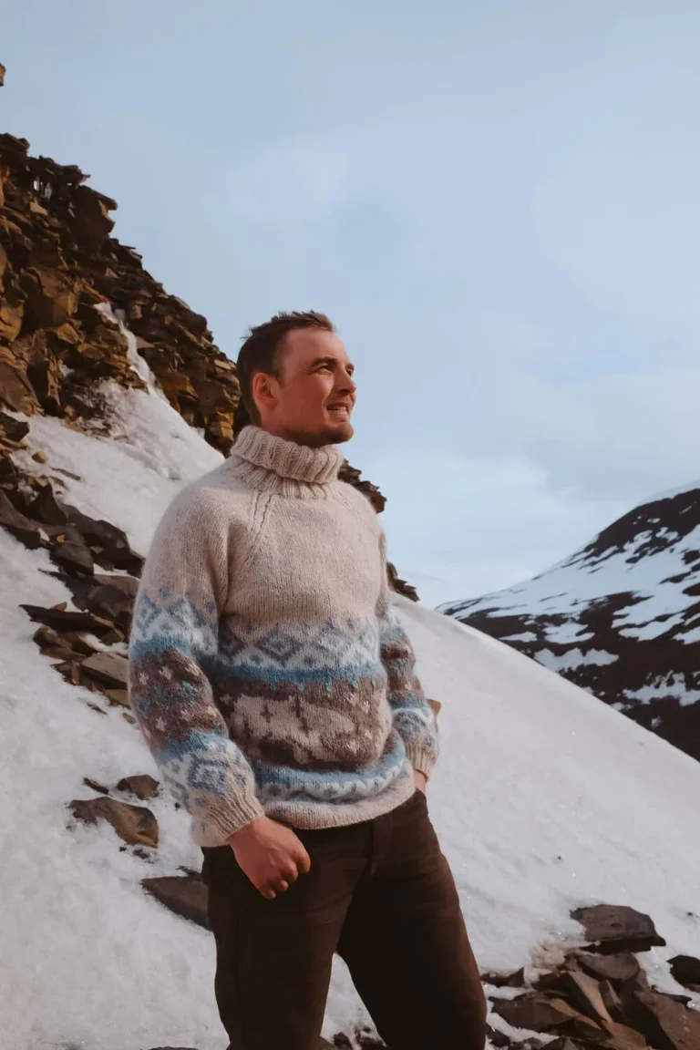 Weißbär-Polar-Ecru-Heather von Wilderness Sweaters by Linka Neumann