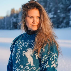 LinkaWear Shadowfax Skye blå 2 fra Villmarksgensere av Linka Neumann